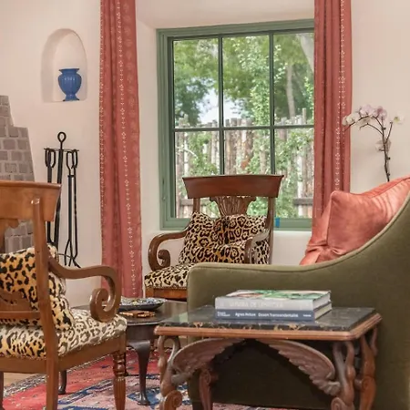 Fabulous Historic Adobe Close To Canyon Road * Santa Fe